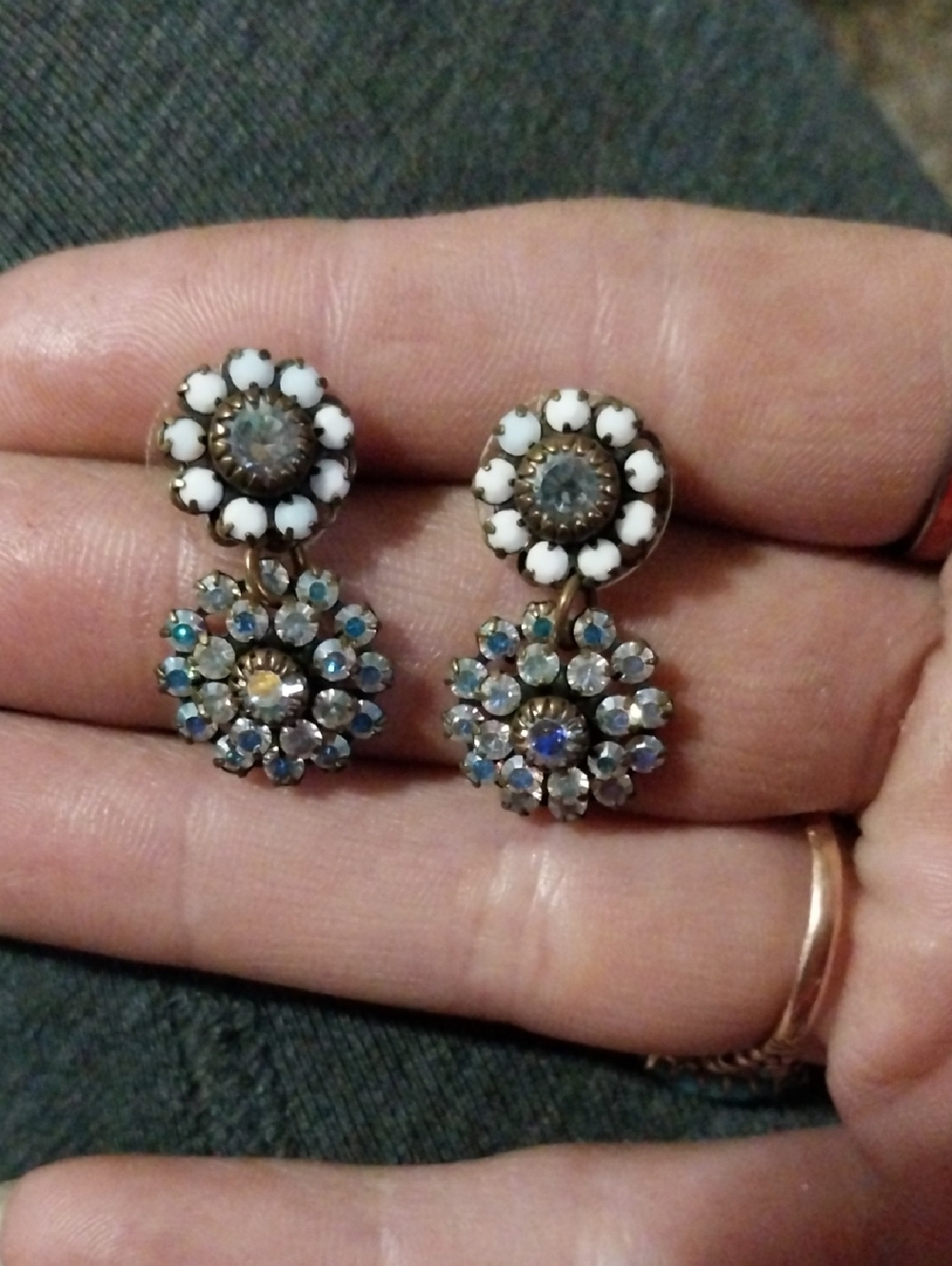 Vintage-Inspired White and Blue AB Crystal Drop Earrings